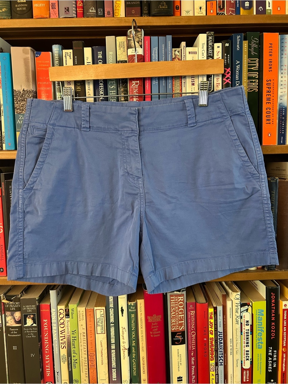 Vineyard Vines Periwinkle Blue Every Day 5 inch Pockets Chino Shorts size 10